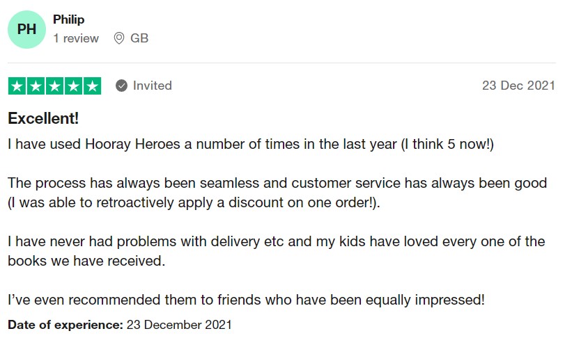 A five star trustpilot review of a customer who got a personalized book for someone special for Christmas.